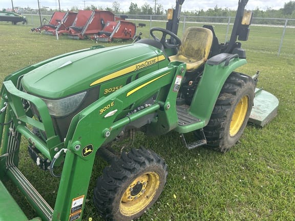 2022 John Deere 3025E Equipment Image0