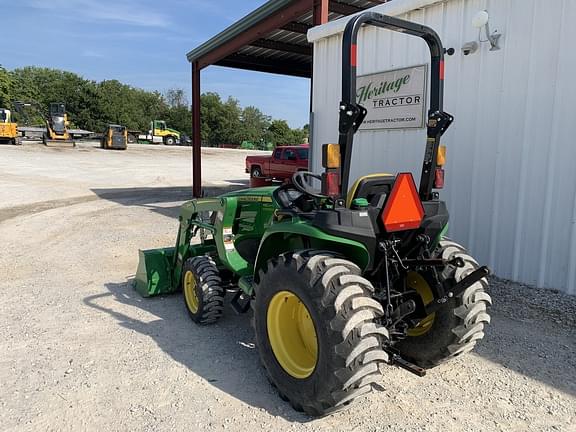 Image of John Deere 3025E equipment image 2