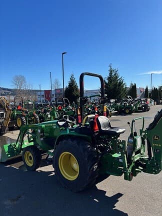 Image of John Deere 3025E equipment image 1