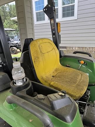 Image of John Deere 3025E equipment image 1