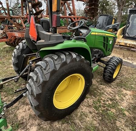 Image of John Deere 3025E equipment image 1