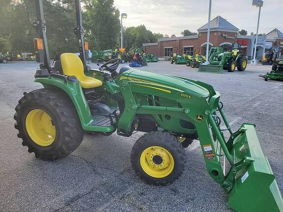 Image of John Deere 3025E equipment image 2