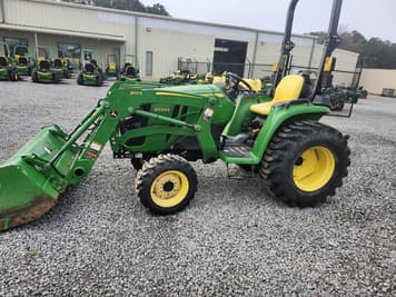 Main image John Deere 3025E