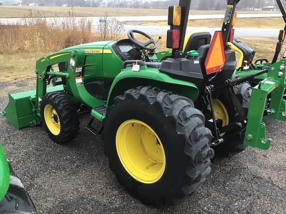 Image of John Deere 3025E equipment image 4
