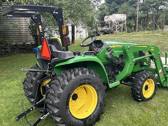 Image of John Deere 3025E equipment image 2