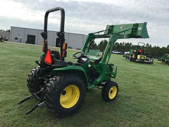 Image of John Deere 3025E equipment image 3