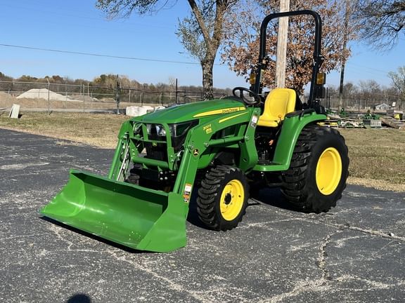 Main image John Deere 3025E