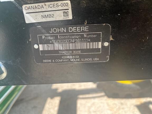 Image of John Deere 3025E equipment image 3