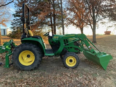 Image of John Deere 3025E equipment image 1