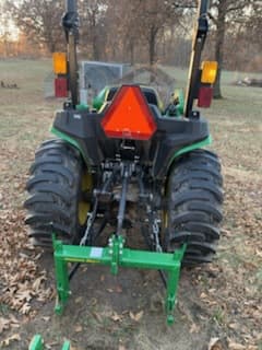 Image of John Deere 3025E equipment image 3