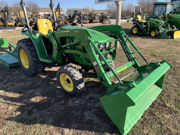 2022 John Deere 3025E Equipment Image0