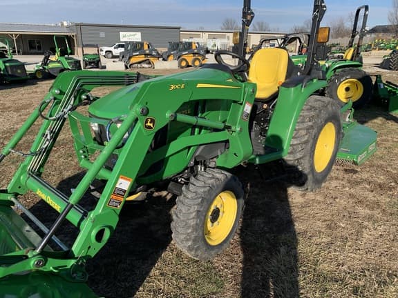 Image of John Deere 3025E equipment image 4