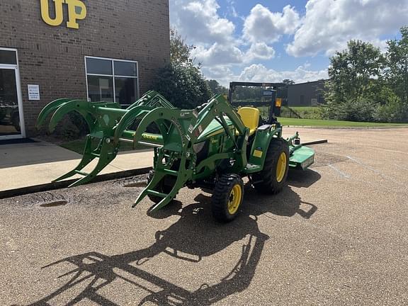 Image of John Deere 3025E equipment image 1