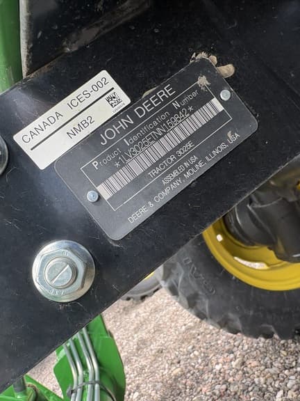 Image of John Deere 3025E equipment image 2
