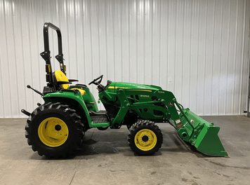 Main image John Deere 3025E
