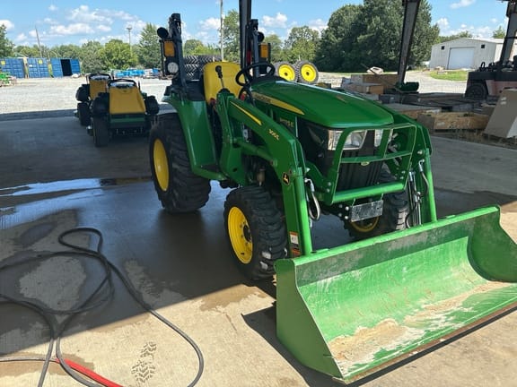 2022 John Deere 3025E Equipment Image0
