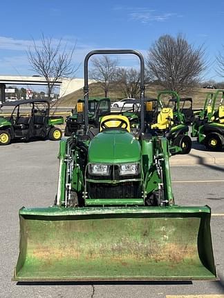 Image of John Deere 3025E equipment image 2