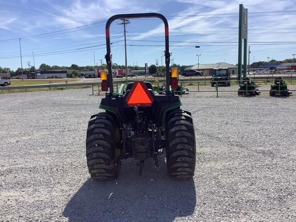Image of John Deere 3025E equipment image 2