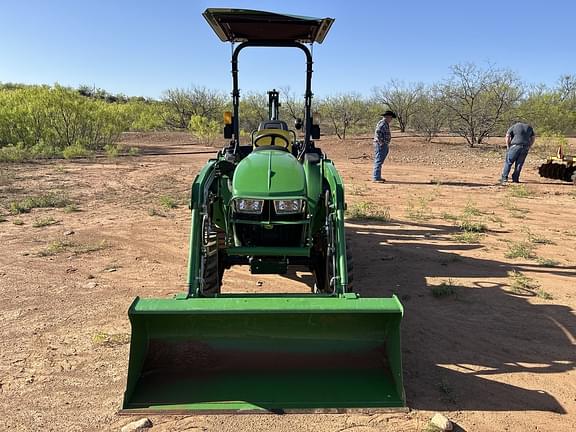Image of John Deere 3025E equipment image 4