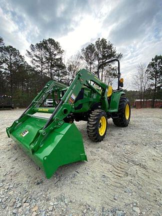 Image of John Deere 3025E equipment image 3