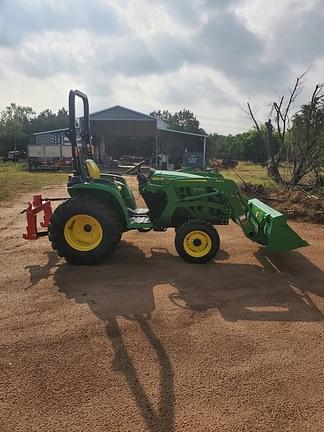 Image of John Deere 3025E equipment image 3