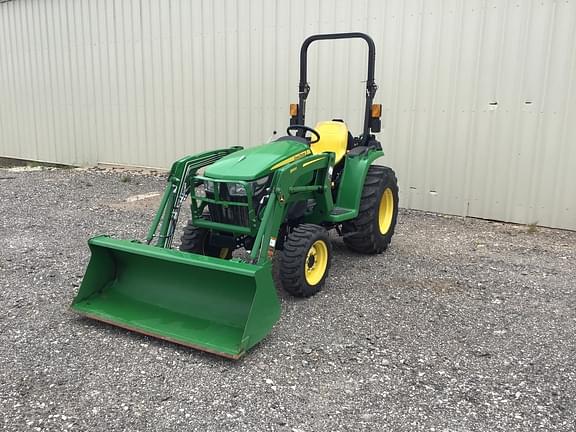 Image of John Deere 3025E equipment image 2