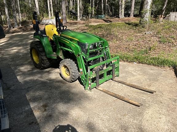 Image of John Deere 3025E Image 0