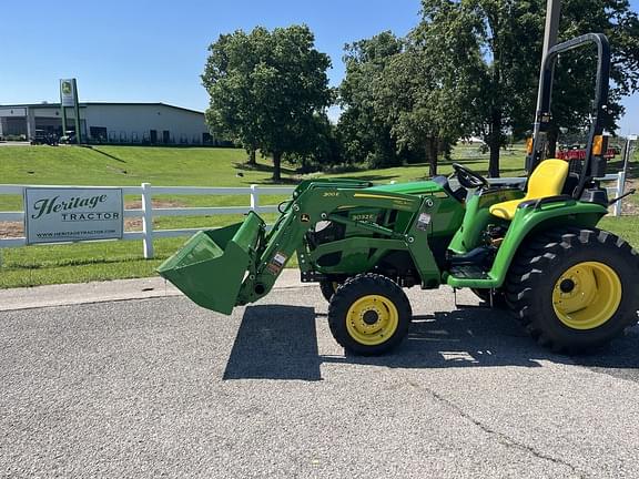 Image of John Deere 3032E equipment image 3