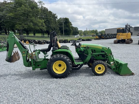 2022 John Deere 3032E Equipment Image0