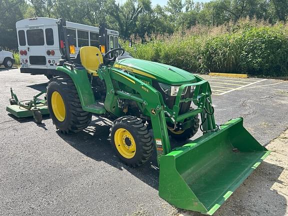 Image of John Deere 3032E equipment image 1