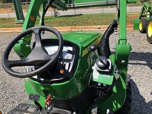 Main image John Deere 3032E 7