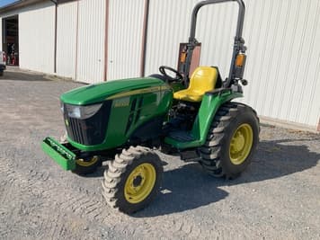 Main image John Deere 3032E