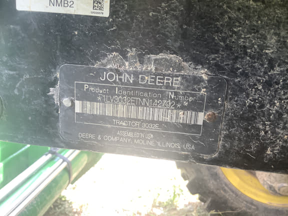 Image of John Deere 3032E equipment image 1