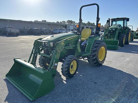 Image of John Deere 3032E equipment image 1