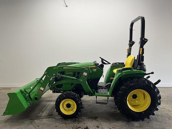 Image of John Deere 3032E Primary image