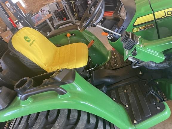Image of John Deere 3032E equipment image 1