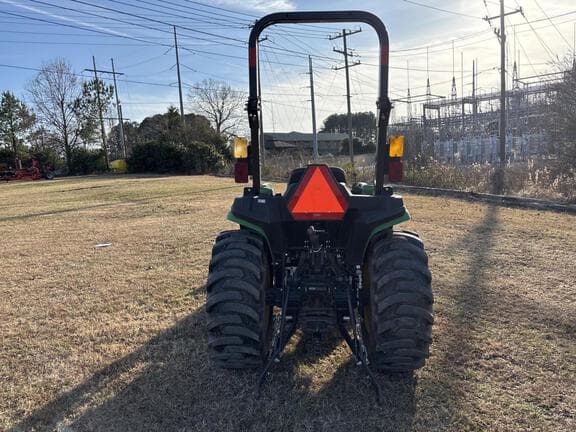Image of John Deere 3032E equipment image 1