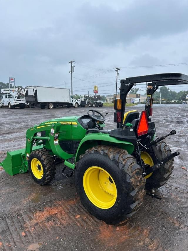 Image of John Deere 3032E equipment image 3