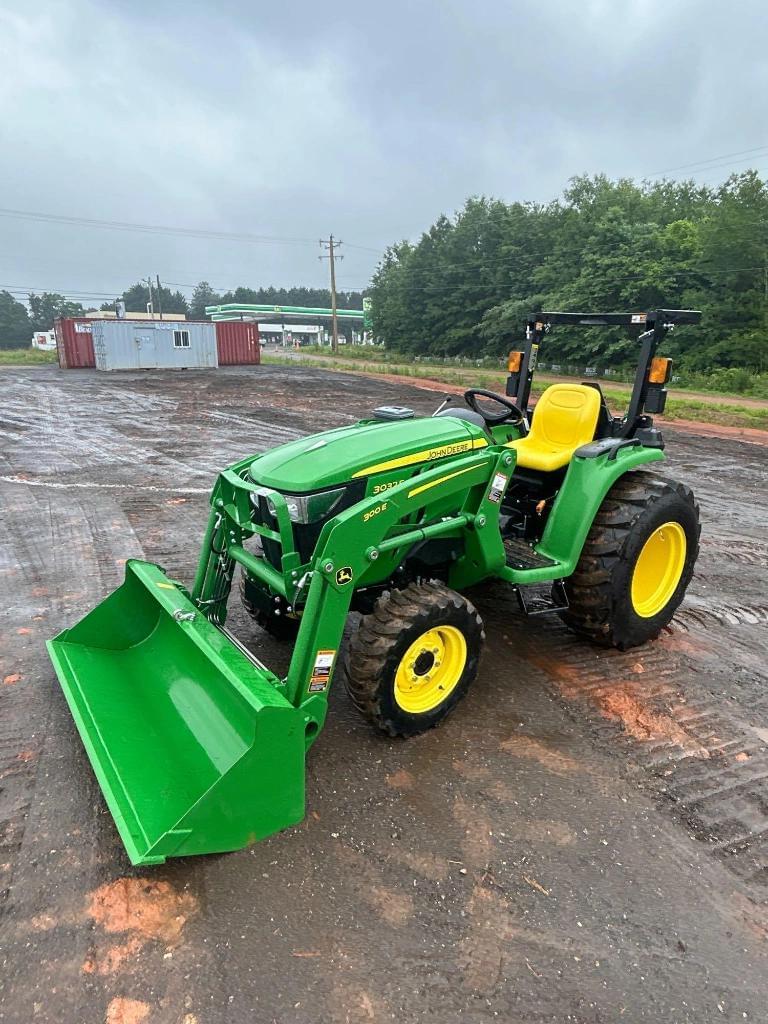 Image of John Deere 3032E Primary image