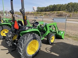 Main image John Deere 3032E 0