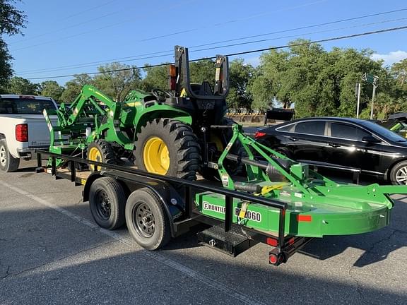 Image of John Deere 3032E equipment image 2