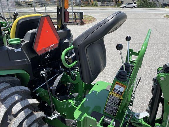 Image of John Deere 3032E equipment image 3