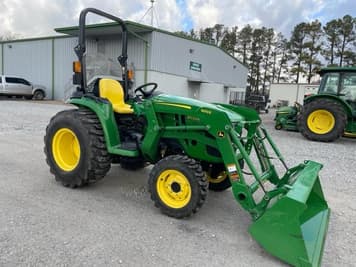 Main image John Deere 3032E