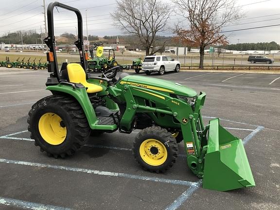 Image of John Deere 3032E equipment image 4