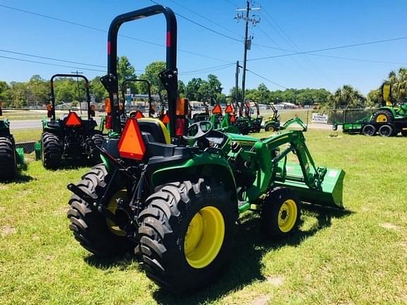 Image of John Deere 3032E equipment image 2