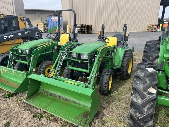 Main image John Deere 3032E
