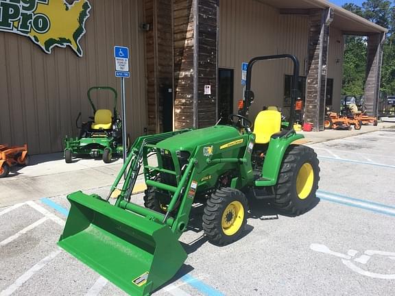 Image of John Deere 3032E equipment image 1