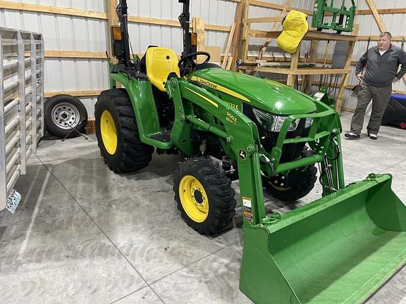 Image of John Deere 3032E equipment image 1