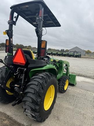 Image of John Deere 3032E equipment image 3