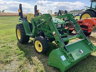 2022 John Deere 3032E Equipment Image0